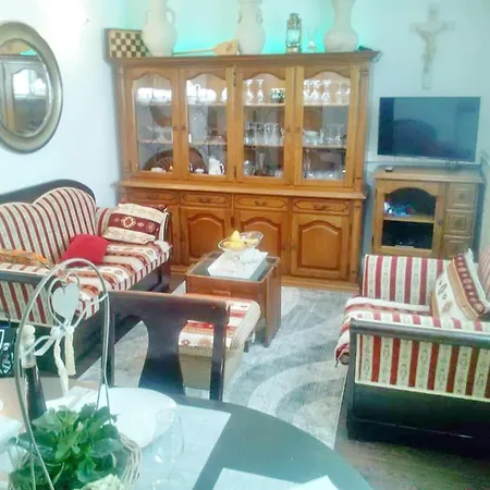 Rita - One Bedroom Apartmán